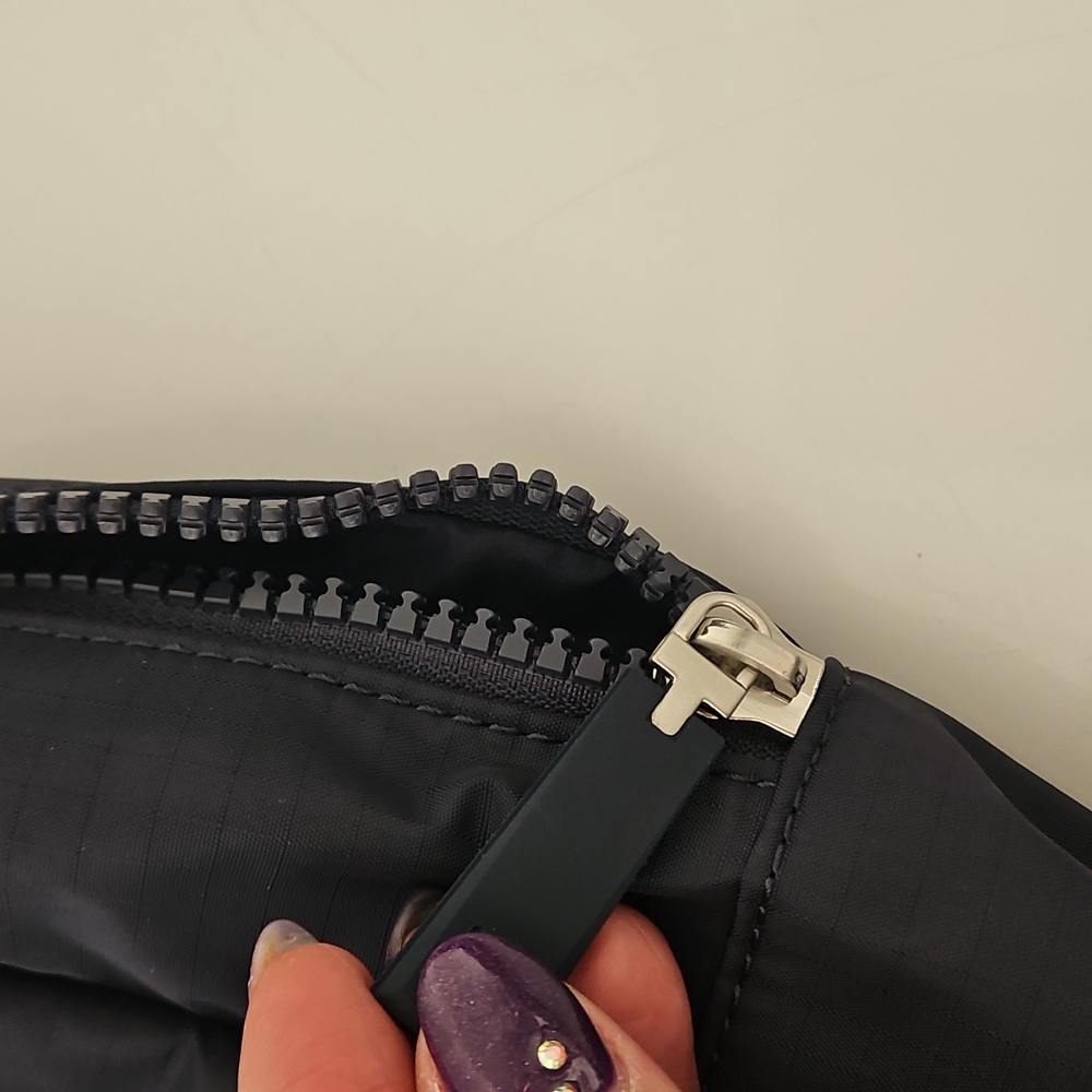 TOMMY Hilfiger Backpack School Travel Bag Laptop - Picture 3 of 14